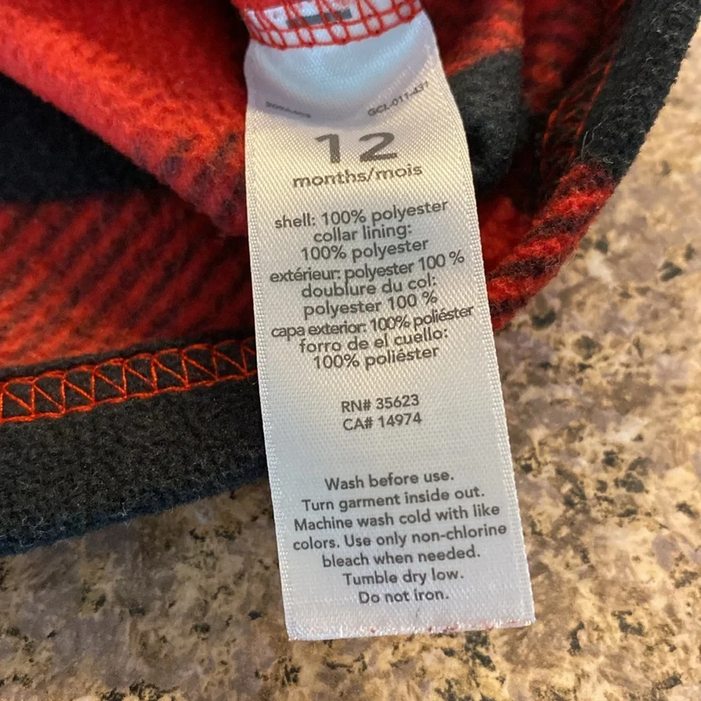 Carter’s Buffalo Plaid Fleece Pullover Top 12 Months